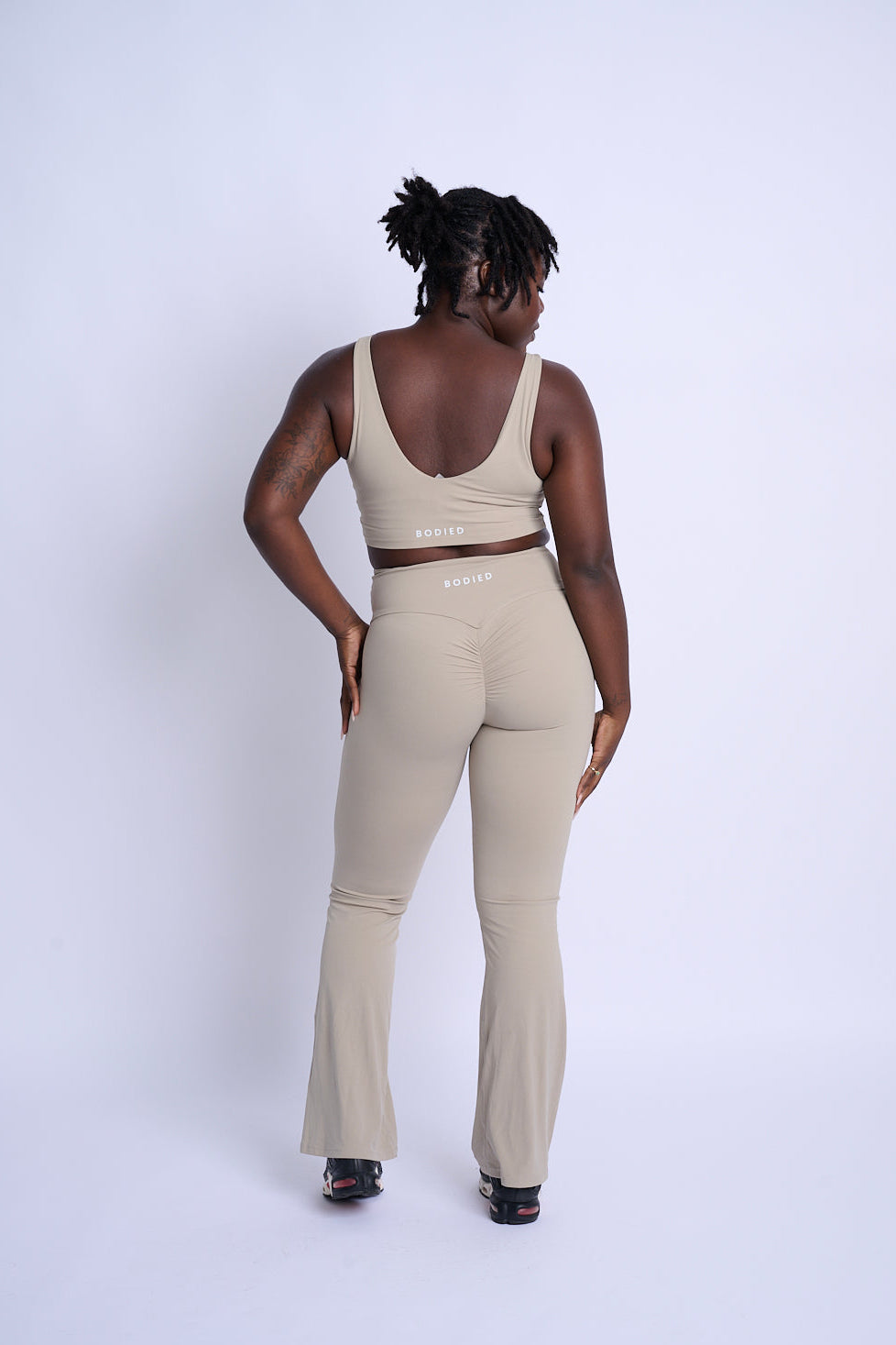 Bodied Motion Flare Leggings